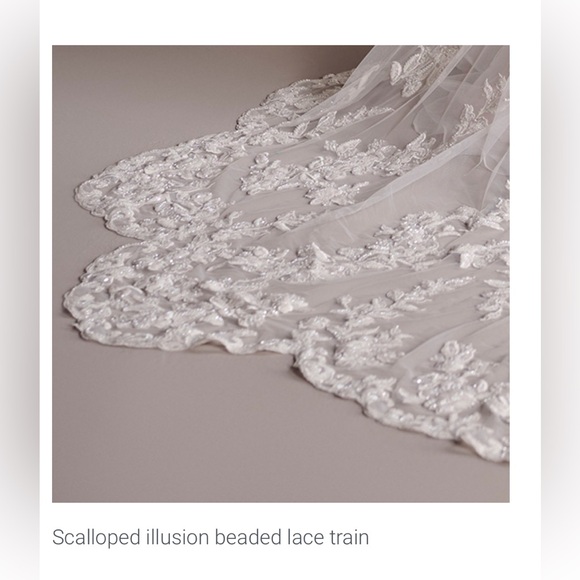 Maggie Sottero style: TANICA-GOWN ROMANTIC FLORAL FIT AND FLARE - Picture 11 of 12